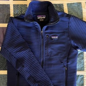 $179 PATAGONIA R2 TECHFACE JACKE BLUE SMALL snap-t fleece puffer down sweater